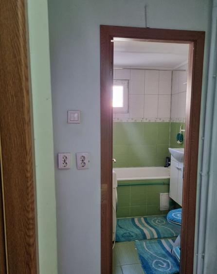 Apartament cu 3 camere, mobilat în Rahova