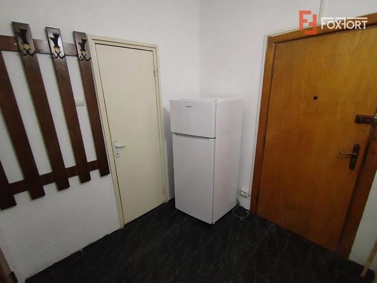Apartament cu 2 camere semidecomandat în Complex Studențesc