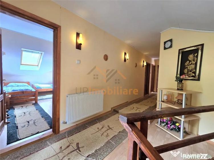 Casă cu 6 camere cu Teren 1761 Mp în Izlaz