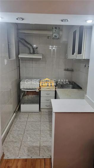 Apartament 2 camere, parter, mobilat - Petri #537;or