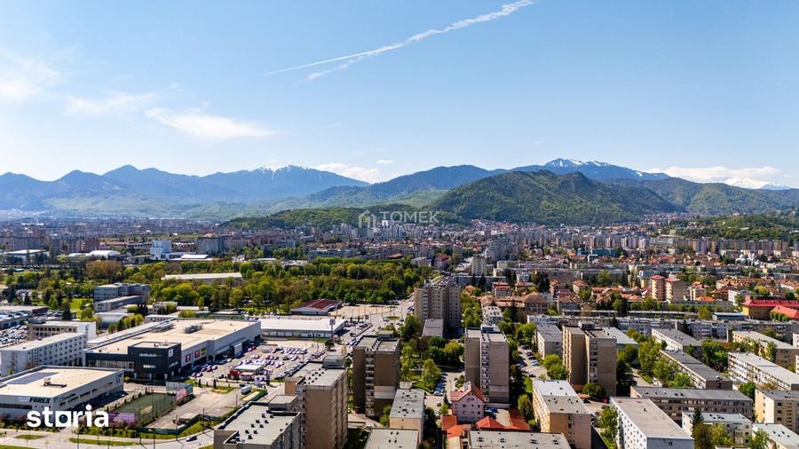 Spațiu comercial, de 60 mp, în Tractorul