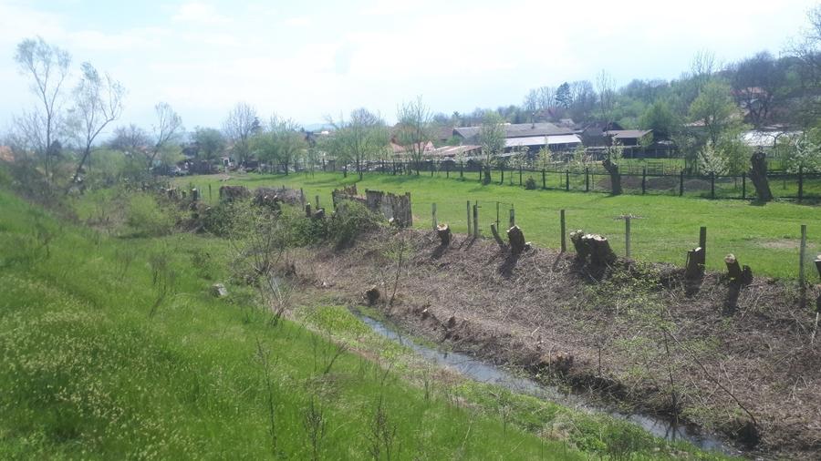 Teren Construcții extravilan de 860 mp, în Simeria