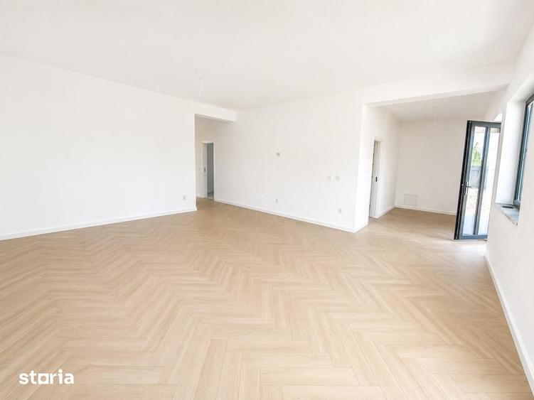 Casă cu 4 camere cu Teren 550 Mp în Miroslava