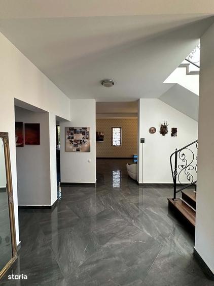 Casă cu 4 camere decomandat în Lucian Blaga
