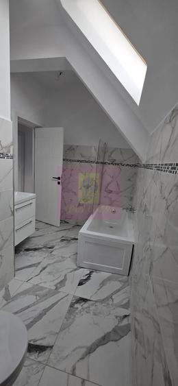 Vila de vanzare cu 4 camere in Brebu - 14