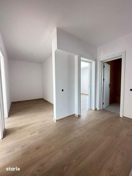 Casă cu 4 camere cu Teren 250 Mp în Central