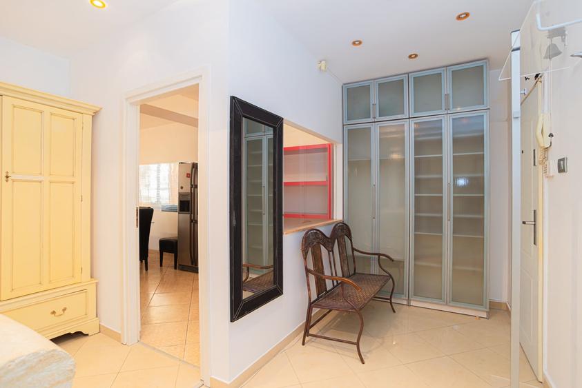 Apartament cu 2 camere decomandat, mobilat în Eforie Nord