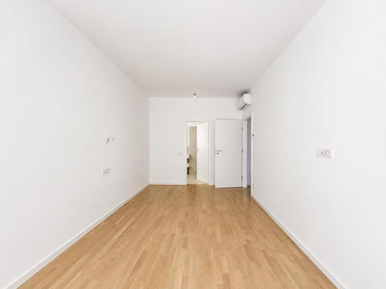 Apartament cu 3 camere decomandat, mobilat în Băneasa