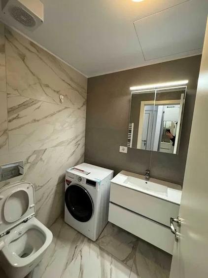 Apartament cu 2 camere semidecomandat, mobilat în Dămăroaia
