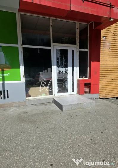 Spațiu comercial, de 122 mp, în Central