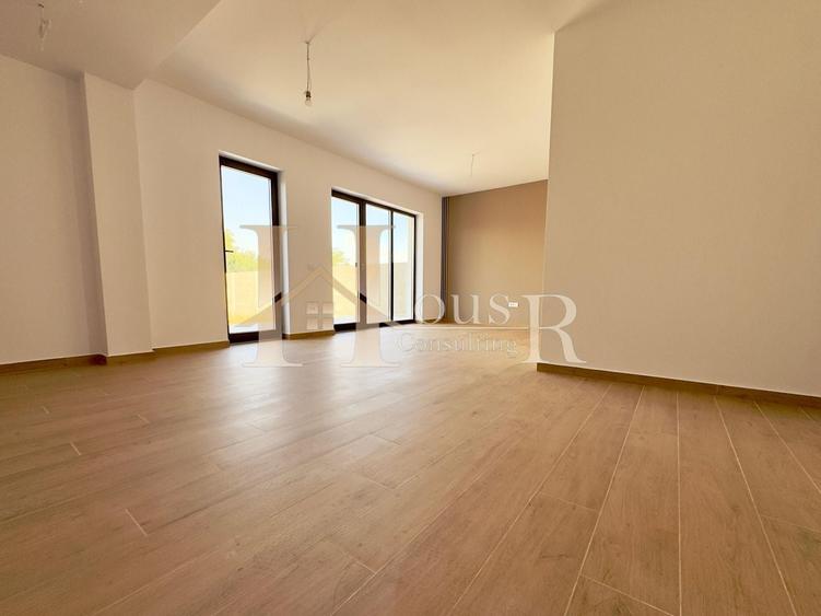 Duplex cu 4 camere cu Canalizare în Covaci