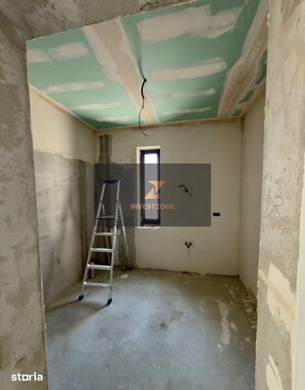 Casă cu 4 camere cu Teren 430 Mp în Biharia
