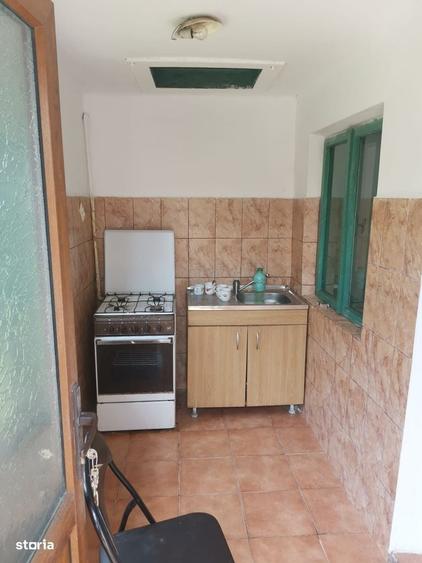 Casă cu 2 camere în Prundu
