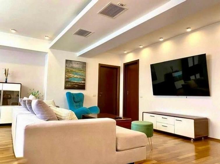 Apartament cu 3 camere decomandat în Herăstrău