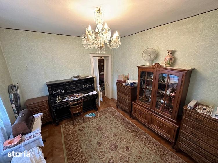 Apartament cu 3 camere semidecomandat în Ultracentral