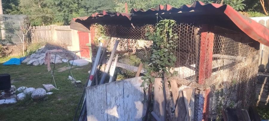 Casă cu 2 camere cu Teren 1734 Mp în Central