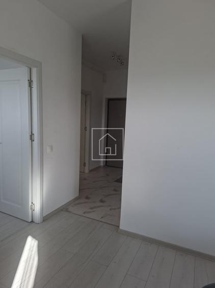 Apartament cu 2 camere decomandat, mobilat în Periferie