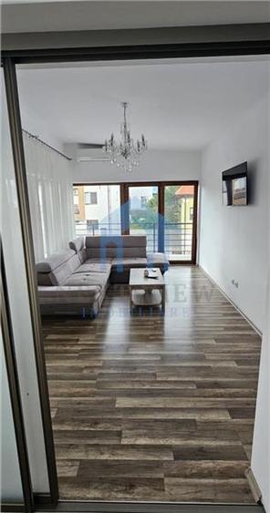 Apartament cu 3 camere decomandat în Bună Ziua