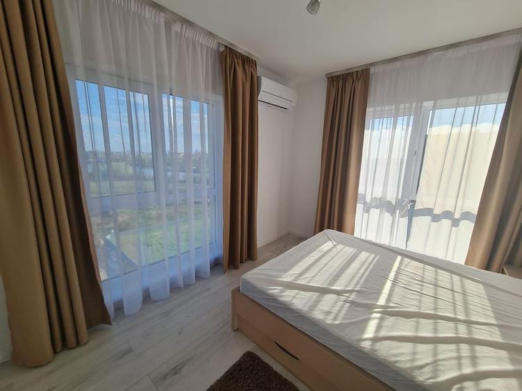 Apartament cu 3 camere decomandat în Barbu Văcărescu