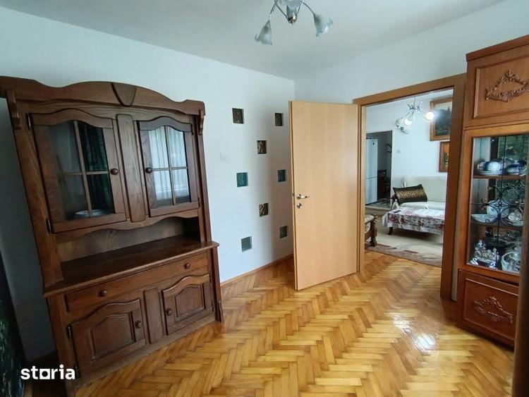 Apartament cu 4 camere în Săsar
