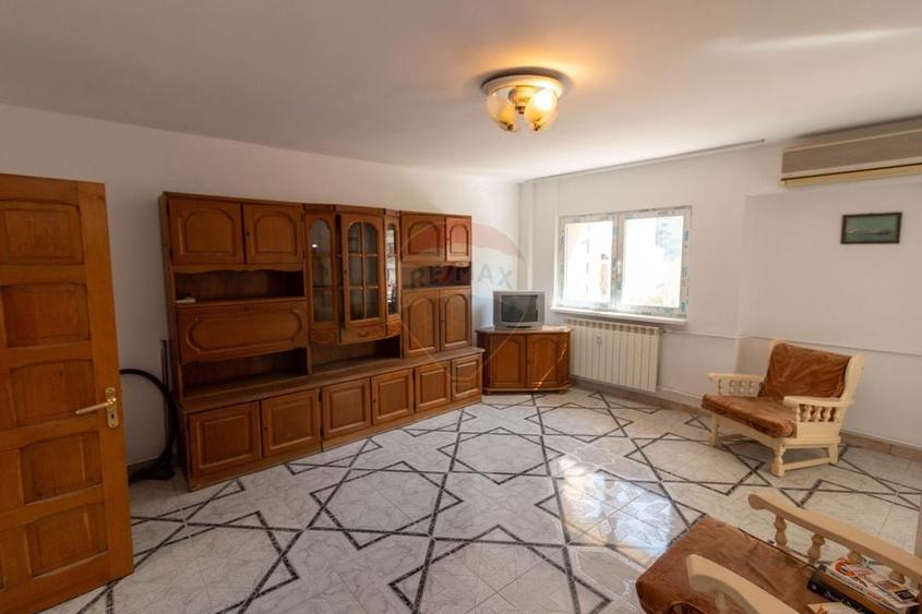 Apartament cu 3 camere de inchiriat in zona Unirii, Corneliu Coposu 7 - 15