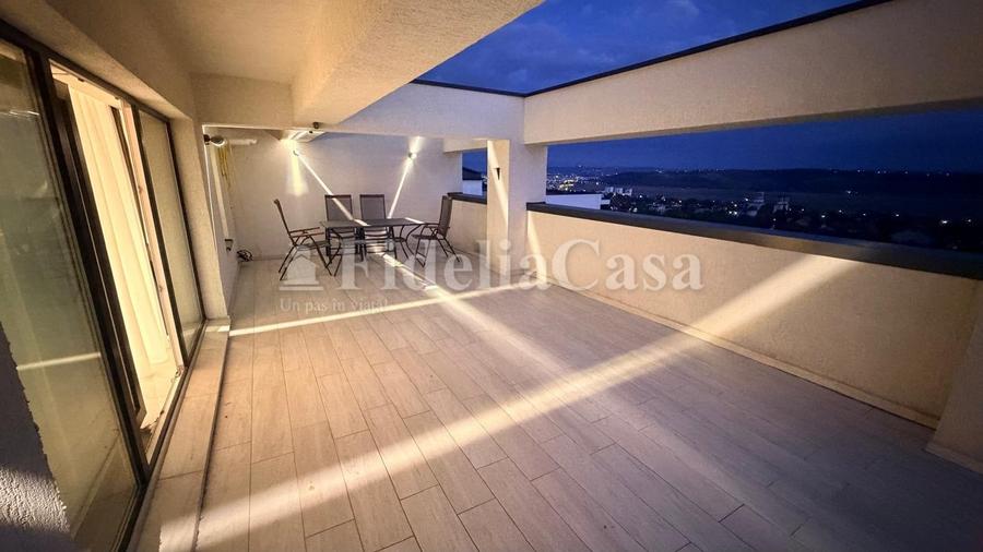 Apartament cu 3 camere decomandat în Valea Lupului