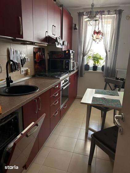 Apartament cu 3 camere în Central — fotografia 3