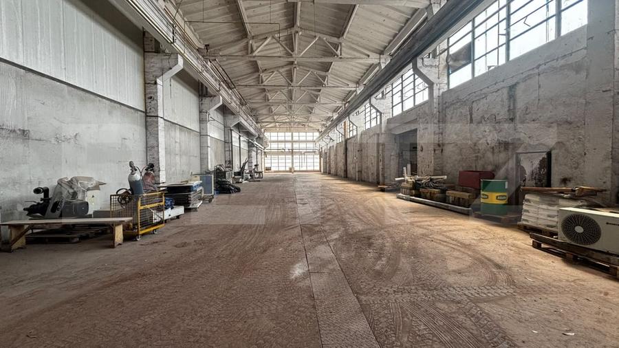 Spațiu industrial, de 5,000 mp, în Calea Severinului