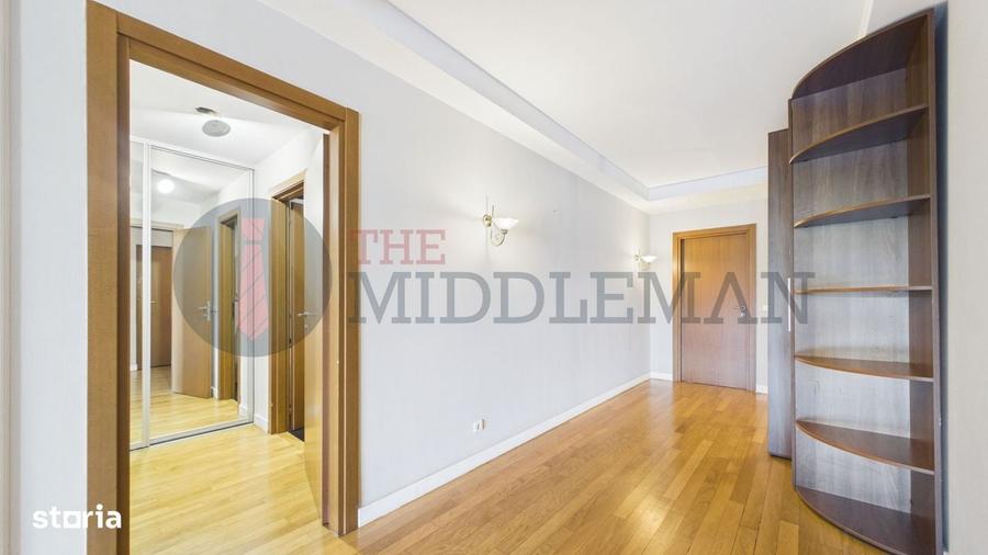 Apartament cu 3 camere în Șoseaua Nordului
