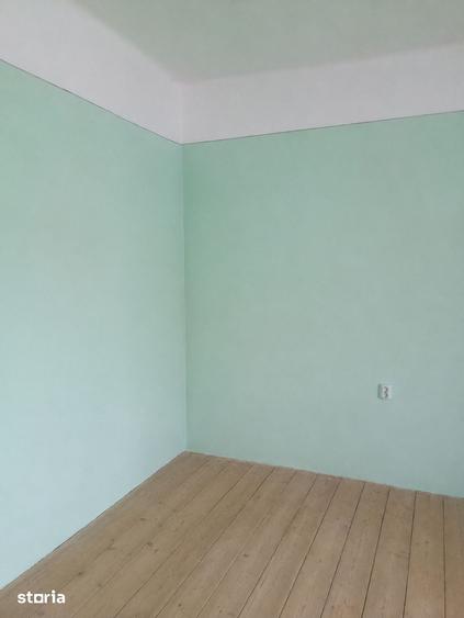Casa de vanzare cu teren generos in Valea lui Mihai - 7