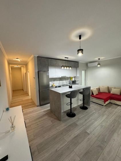 Apartament cu 2 camere decomandat în Torontalului