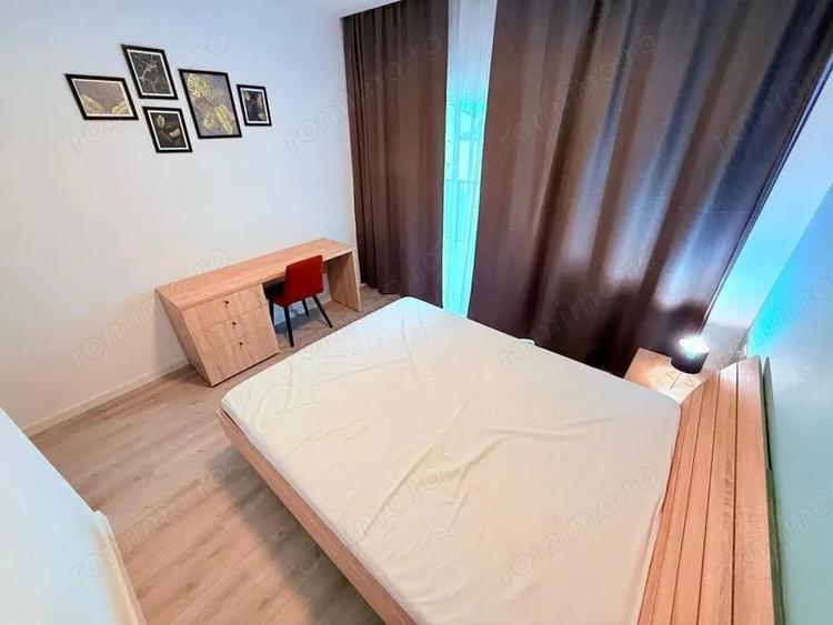 Apartament cu 2 camere semidecomandat în Soarelui