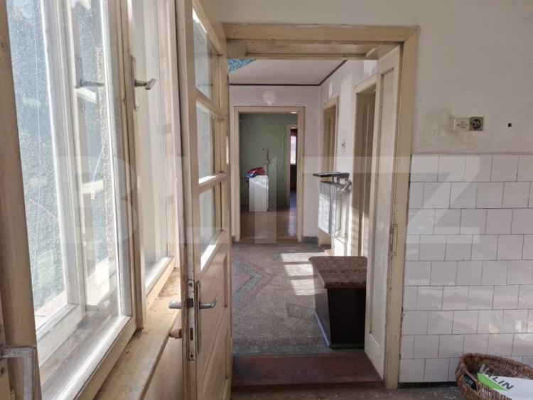 Casă individuală cu 3 camere cu Canalizare în Baciu