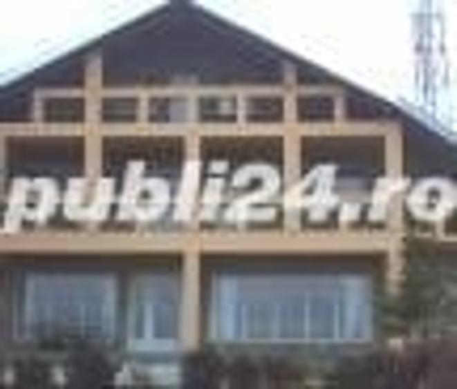 Casă cu 6 camere cu Teren 3000 Mp în Năeni
