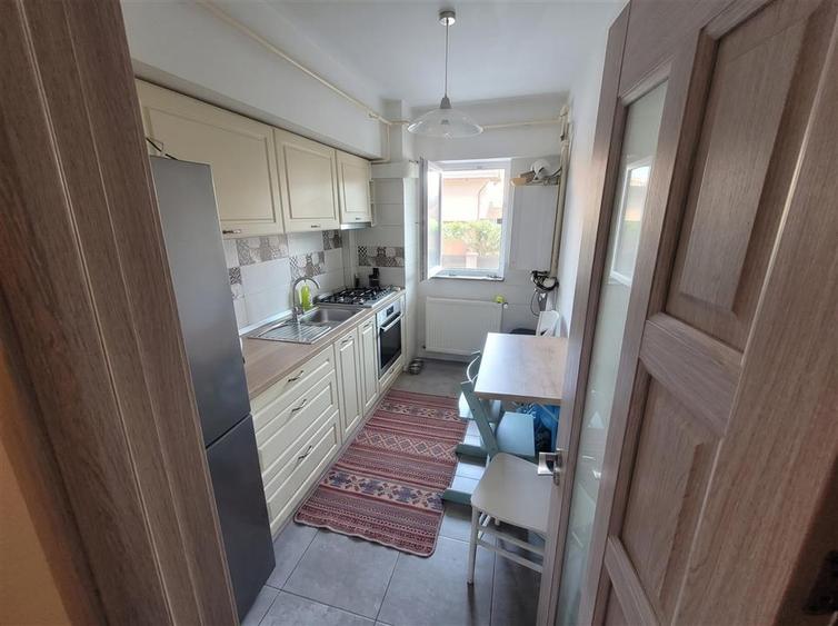 Apartament cu 2 camere decomandat în Burdujeni