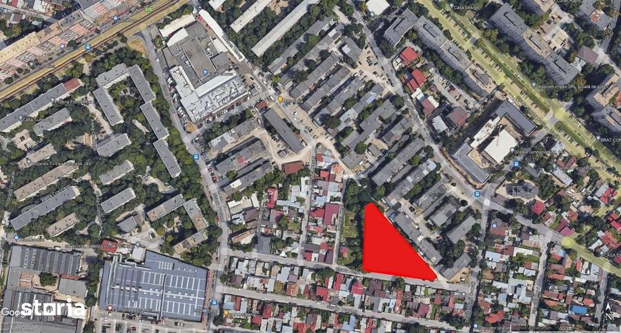 Teren de 3000 mp, în Rahova