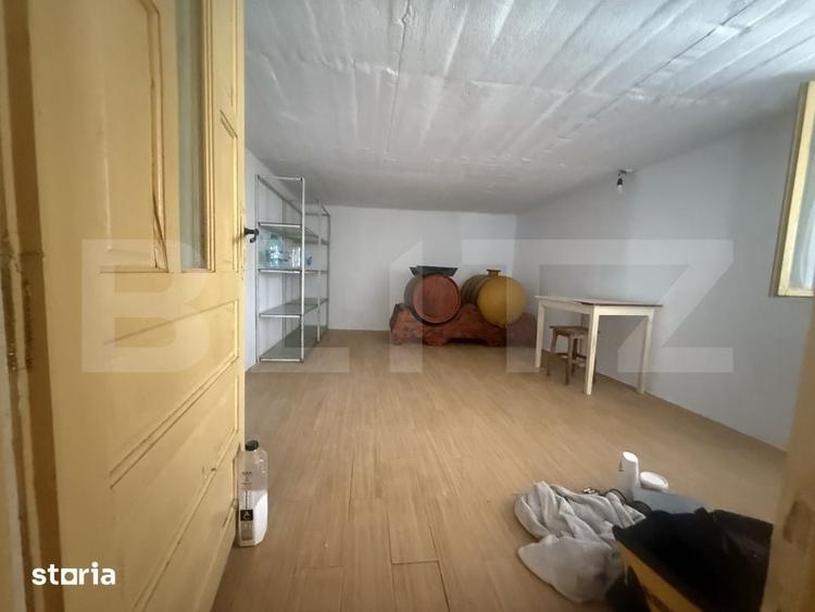 Casă cu 4 camere cu Teren 1692 Mp în Voinești