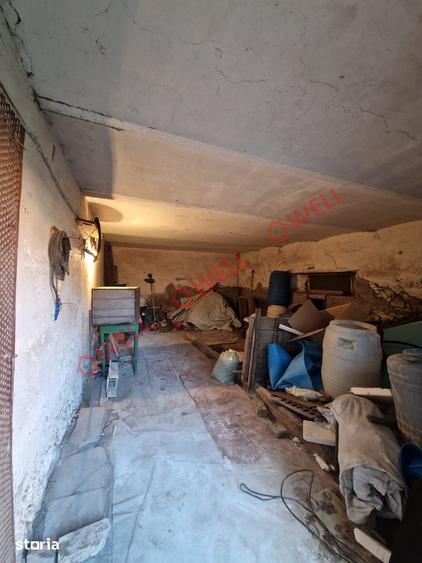Casă cu 3 camere cu Teren 2628 Mp în Racoș