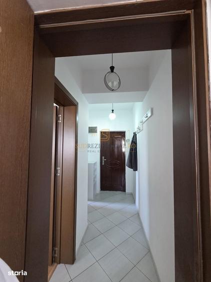 Apartament cu 2 camere semidecomandat, mobilat în 1 Decembrie