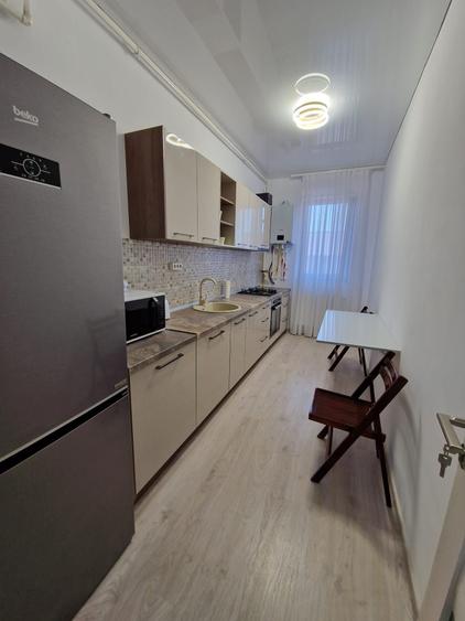 Apartament cu 2 camere decomandat în Palazu Mare