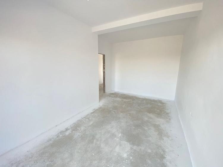 Duplex cu 4 camere cu Canalizare în Săcălaz