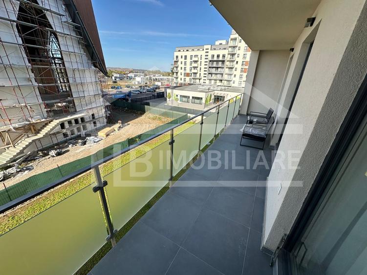 Apartament cu 3 camere semidecomandat în Libertății