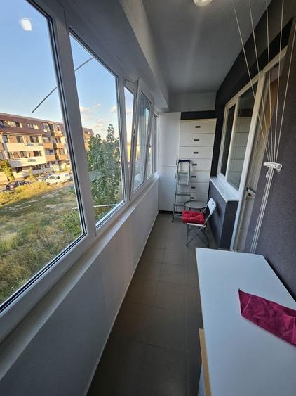 Apartament cu 2 camere decomandat în Titan