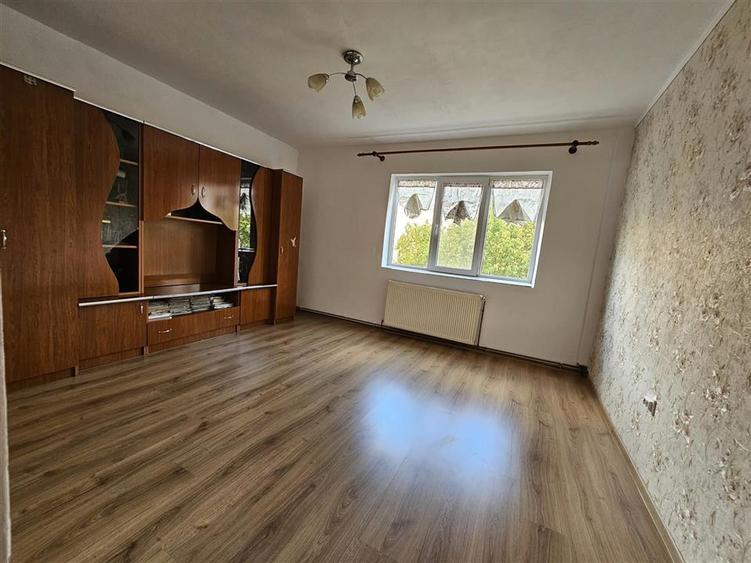 Apartament cu 2 camere decomandat în Decebal