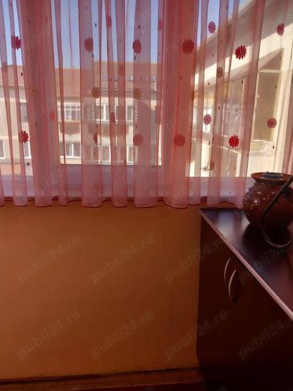 Apartament cu 2 camere decomandat, mobilat în Rogerius
