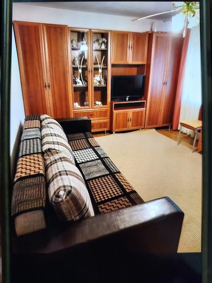 Apartament cu 2 camere decomandat în Zorilor