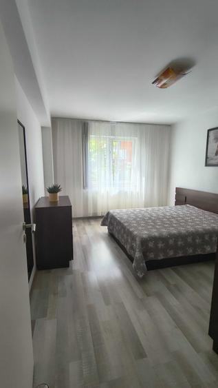 Apartament cu 2 camere decomandat în Avantgarden
