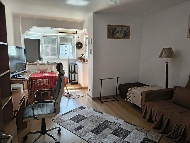Garsonieră nedecomandată în Mihai Bravu