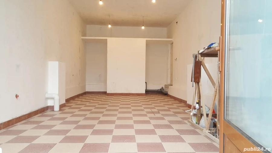 Spațiu comercial, de 45 mp, în Central