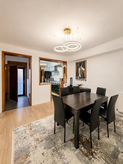 Apartament cu 3 camere decomandat în Faleza Nord